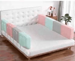 barriere-de-lit-gris-vert-rose-disposes-sur-cote-gauche-et-droit-de-lit-doucenuit