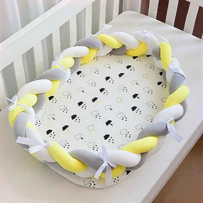 bebe-reducteur-de-lit-tresse-protection-jaune-gris-blanc-berceau-confort-doux-caresse-de-nuit