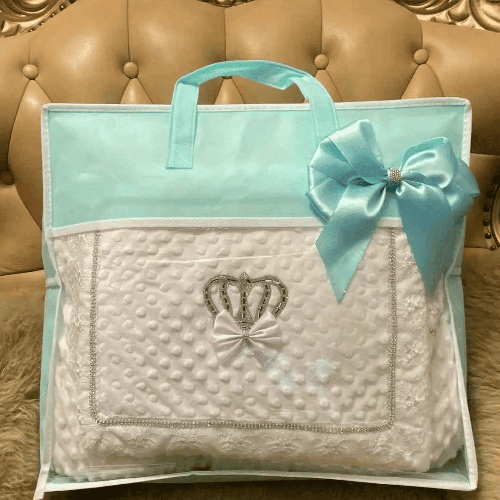 reducteur-de-lit-evolutif-luxe-blanc-couronne-argent-sac-rangement-cocon-luxueux-nuit