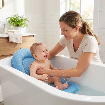 baignoire-bebe-pliable-bain-bebe-assise-support-confort-maman-sourire-moment-doux-cocon-d-eau