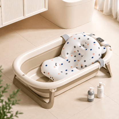 baignoire-bebe-sur-pied-pliable-beige-coussin-etoiles-thermometre-bouteilles-bain-brume-d-aube