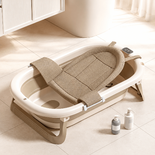 baignoire-bebe-sur-pied-pliable-beige-filet-hamac-thermometre-bouteilles-bain-brume-d-aube