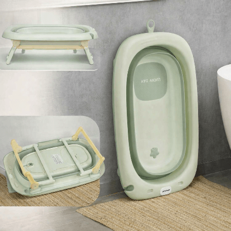 baignoire-bebe-sur-pied-pliable-verte-deux-vues-ouverte-appuyee-mur-ondee-douce