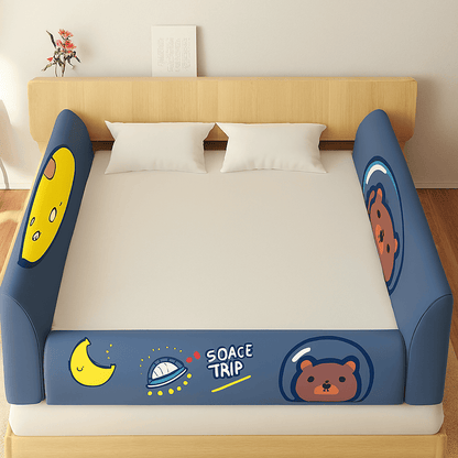 barriere-de-lit-bebe-bleu-dispose-sur-lit-rempart-douillet