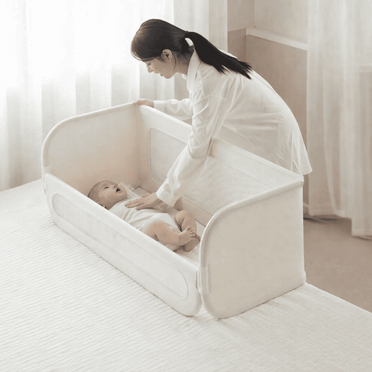 barriere-de-lit-bebe-securite-parentale-chambre-douce-lien-affectif-nuit-voile-serein