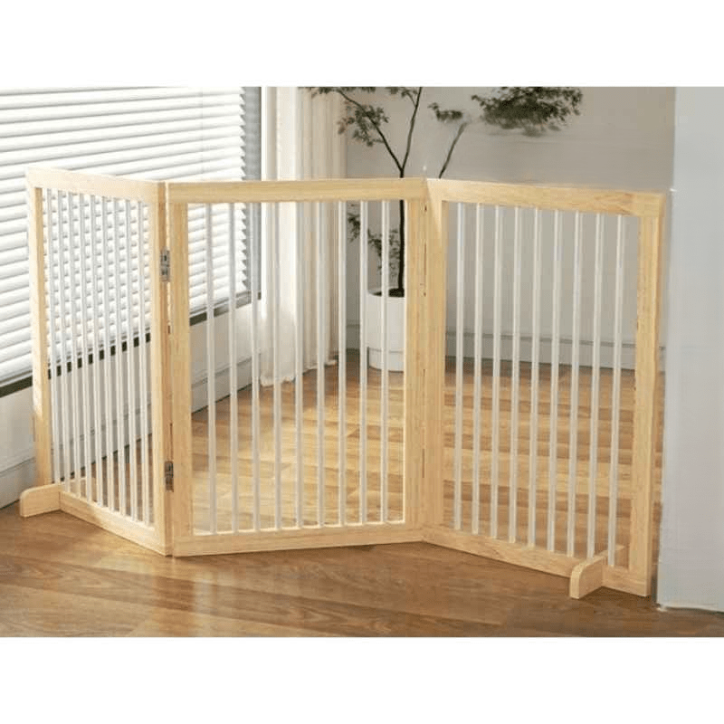 barriere-en-bois-escalier-bois-blanc-pliable-dans-salon-naturelle-securite-sereine