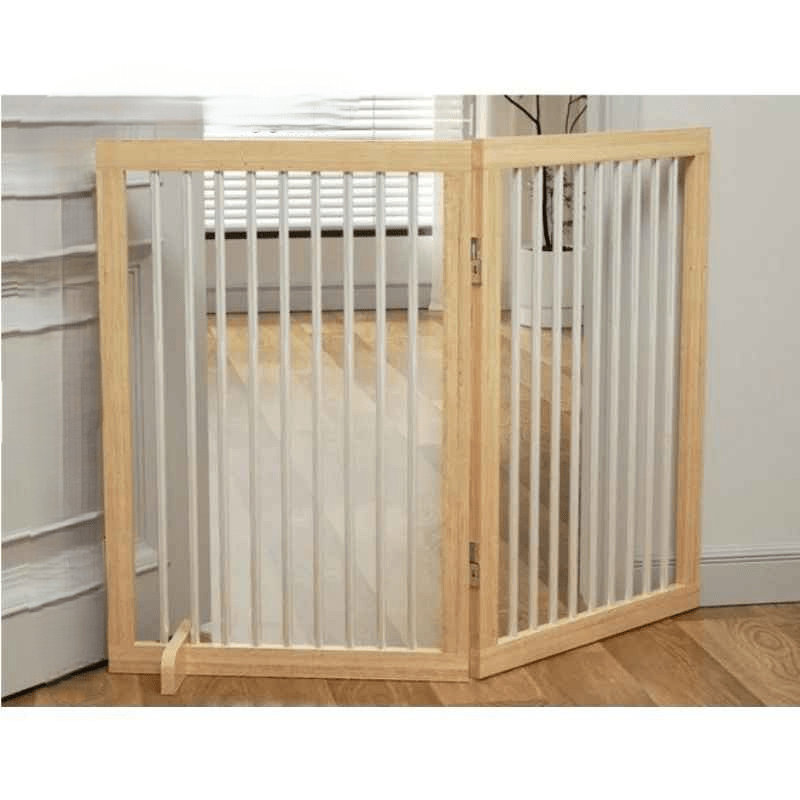 barriere-en-bois-escalier-naturel-avec-barreaux-blancs-securite-lumineux-berce-securite