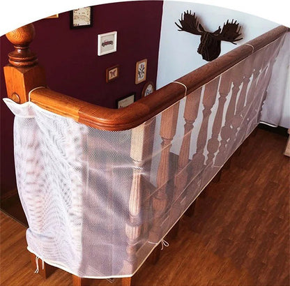 barriere-escalier-filet-blanc-bois-interieur-securite-enfant-maison-protection-cocon-serenite