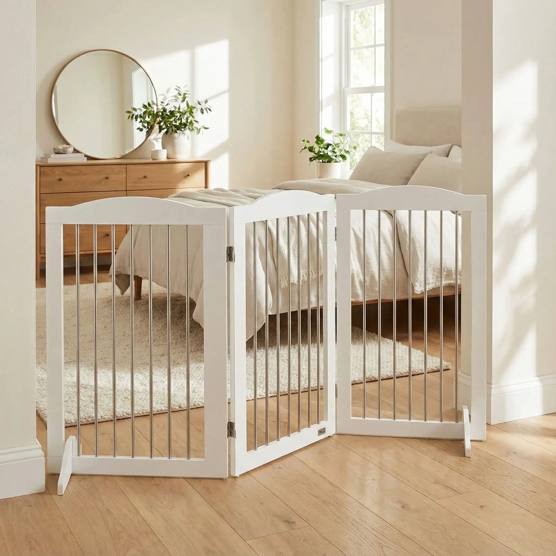 barriere-securite-en-bois-cloison-blanche-pliable-chambre-lit-maison-voile-tranquille