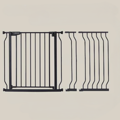 barriere-securite-enfant-metal-noir-avec-extensions-pour-portes-et-escaliers-securiportail-bebe