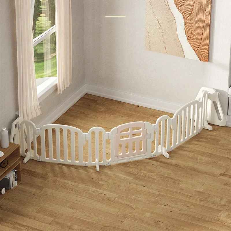barrieres-parc-bebe-modulables-securite-maison-espace-jeu-interieur-protection-enfant-securenest