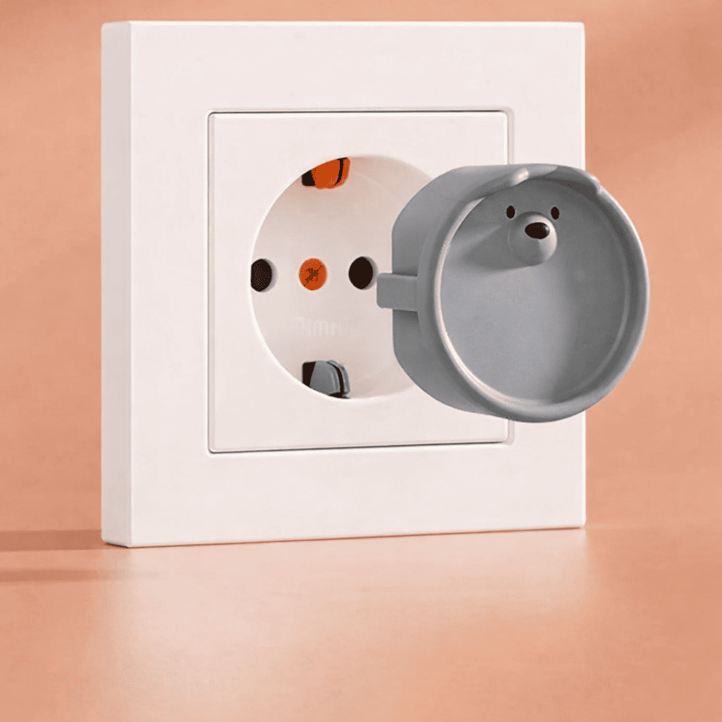 cache-pour-prise-en-jouet-ours-gris-securite-enfant