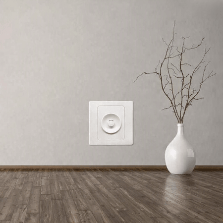 cache-prise-pour-bebe-blanc-installe-mur-salon-minimaliste-securi-plug-calme