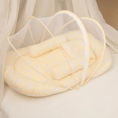 reducteur-de-lit-cododo-avec-motif-fleurs-jaune-pastel-doux-mousse-de-nuit