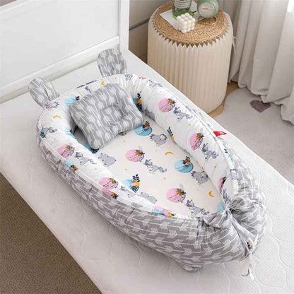 reducteur-de-lit-nid-bebe-gris-motif-animaux-coussin-peluche-accessoires-chambre-enfant-reve-apaisant
