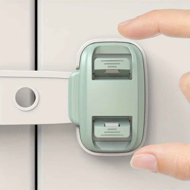 securite-placard-loquet-vert-blanc-double-bouton-main-cabinet-enfant-protection-maison-sure