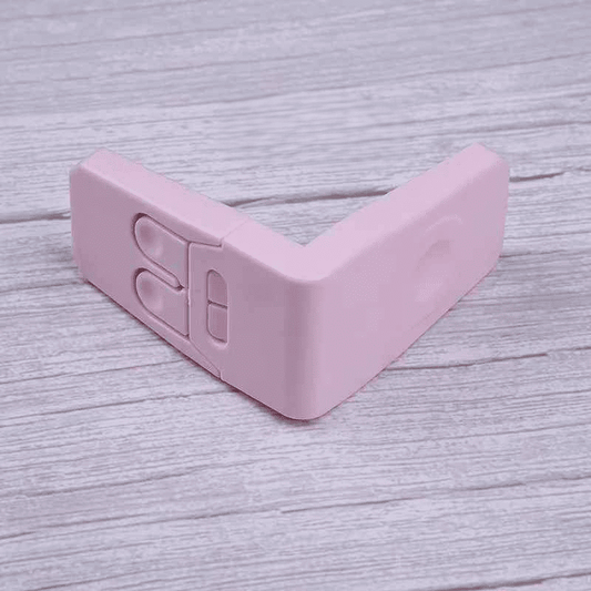 securite-placard-protecteur-angle-rose-verrou-bois-table-enfant-maison-gardien-doux