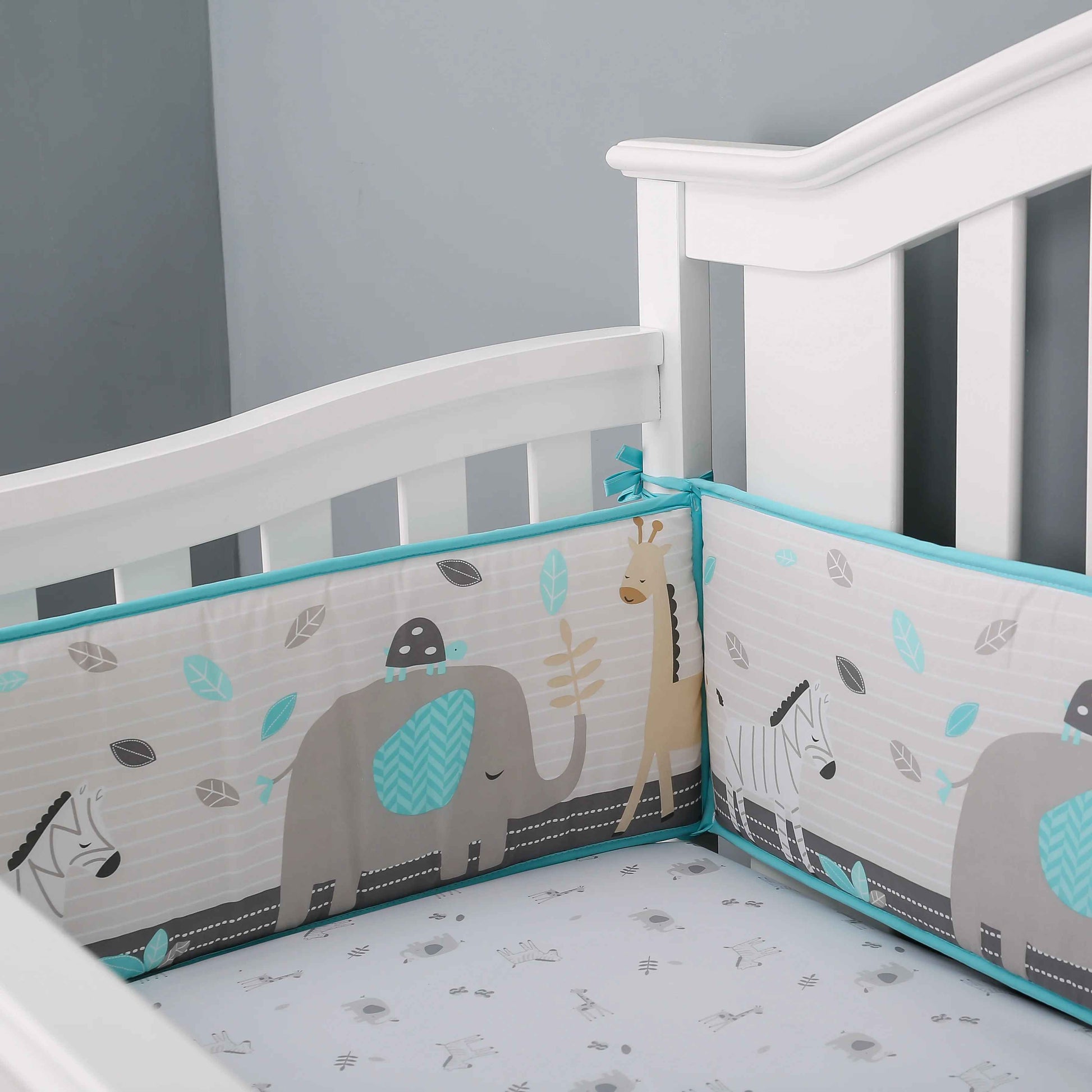 tour-de-lit-bebe-berceau-blanc-animaux-safari-elephant-girafe-zebre-tortue-halo-velours