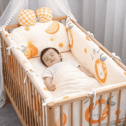 tour-de-lit-bebe-orange-douillet-matelasse-fruits-chambre-nouveau-ne-confort-ecrin-protecteur