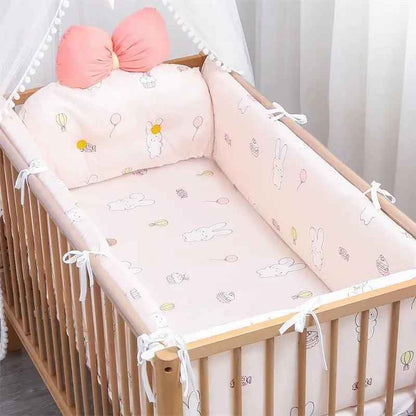 tour-de-lit-bebe-rose-berceau-bois-illustrations-lapins-ecrin-protecteur