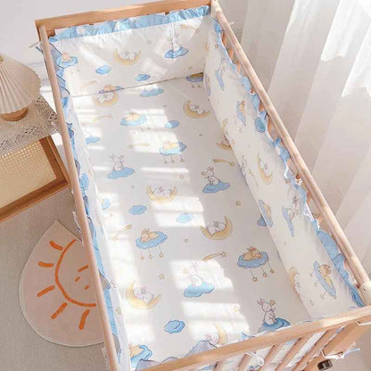 tour-de-lit-motif-dessin-anime-nuage-couleur-bleu-ciel-Ecrin-de-sommeil