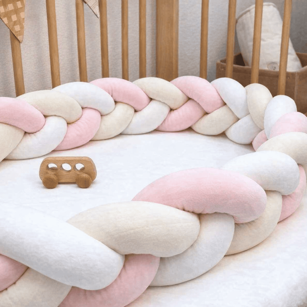 tour-de-lit-tresse-3m-rose-berceau-bois-jouet-voiture-decoration-nurserie-douce-rosee-lumineuse