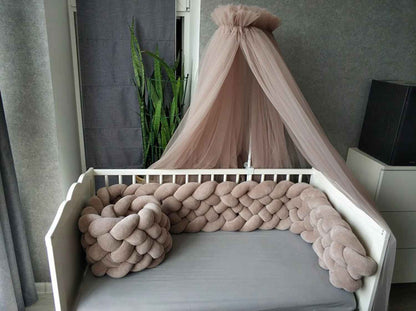 tour-de-lit-tresse-3m-six-brins-de-couleur-vieux-rose-dans-lit-pour-bebe-caline