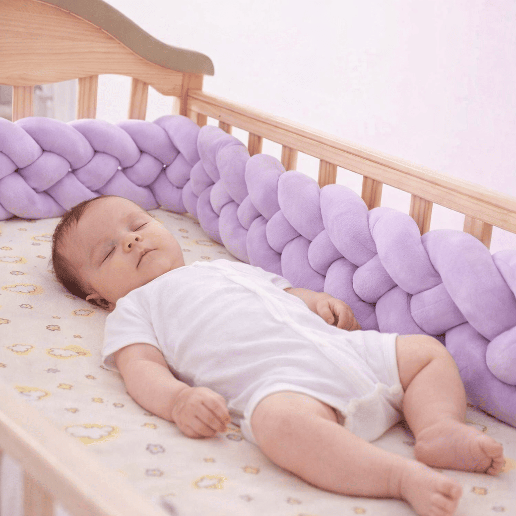 tour-de-lit-tresse-4m-bebe-endormi-berceau-bois-tresse-lavande-confort-nursery-dream-nest