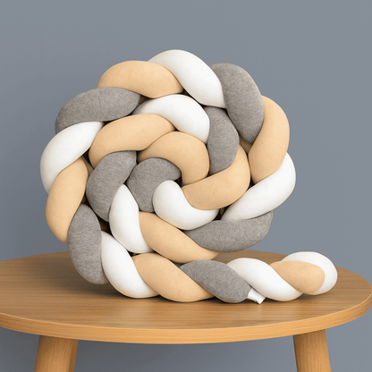 tresse-de-lit-3m-beige-blanc-gris-table-bois-fond-gris-decoration-nid-brise-miel