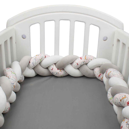 tresse-de-lit-3m-blanc-gris-imprime-animaux-nurserie-douceur-securite-cocoon-gardien