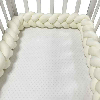 tresse de lit 3m de colore en blanc lait inatalle dans berceau nidrespire