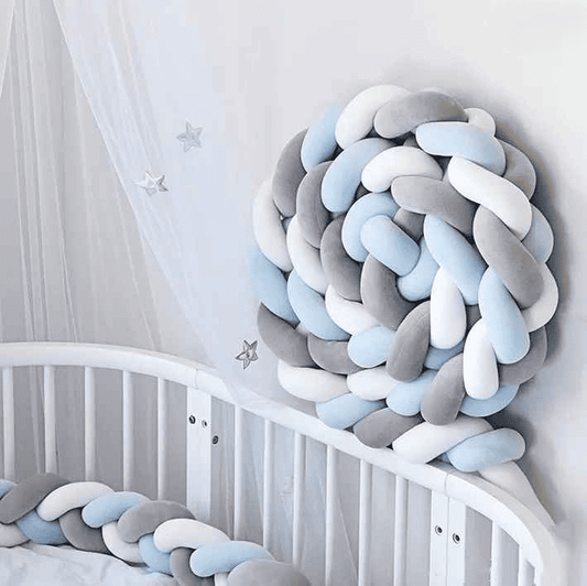 tresse-de-lit-3m-tuto-pastel-bleu-gris-blanc-berceau-nurserie-reveuse-monnid