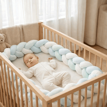 tresse-de-lit-4m-orchestra-bebe-endormi-berceau-pastel-bleu-blanc-menthe-ambiance-apaisante-tresse_etoilee