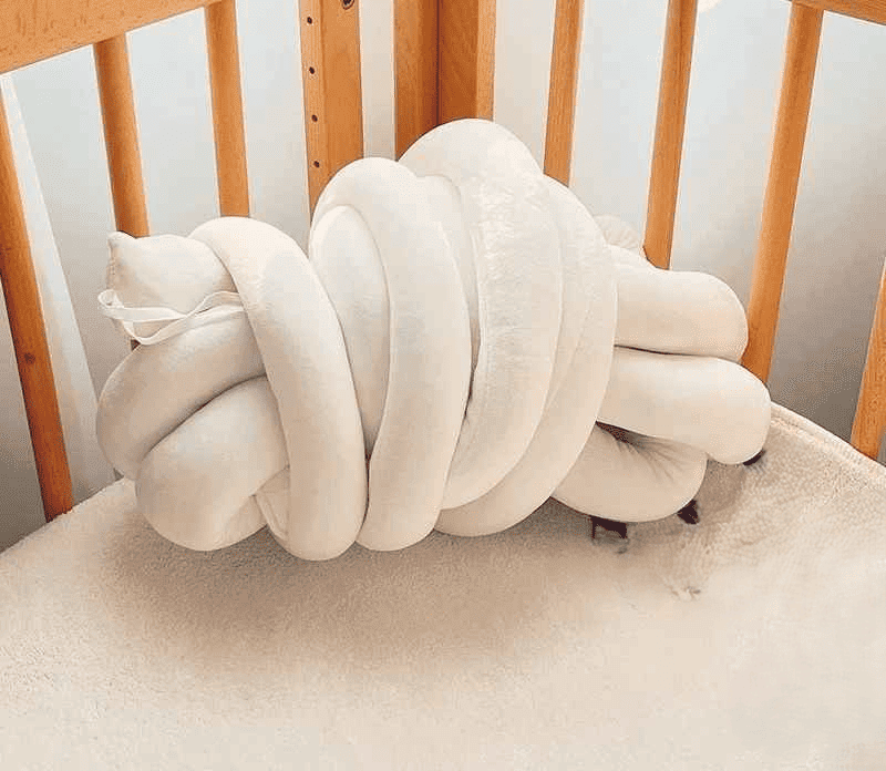 tresse-de-lit-5m-coussin-noue-blanc-lit-bebe-bois-bouclier-douceur