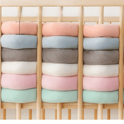 tresse-de-lit-5m-coussins-verticaux-pastel-lit-bebe-bois-nurserie-symetrique-palette-veloutee
