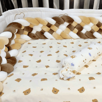 tresse-de-lit-bebe-naturelle-pour-chambre-bebe-securisee-en-peluche-beige-lueur-douillette