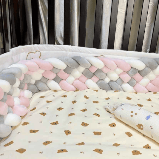 tresse-de-lit-bebe-rose-gris-blanc-avec-motif-ourson-pour-bebe-lueur-douillette