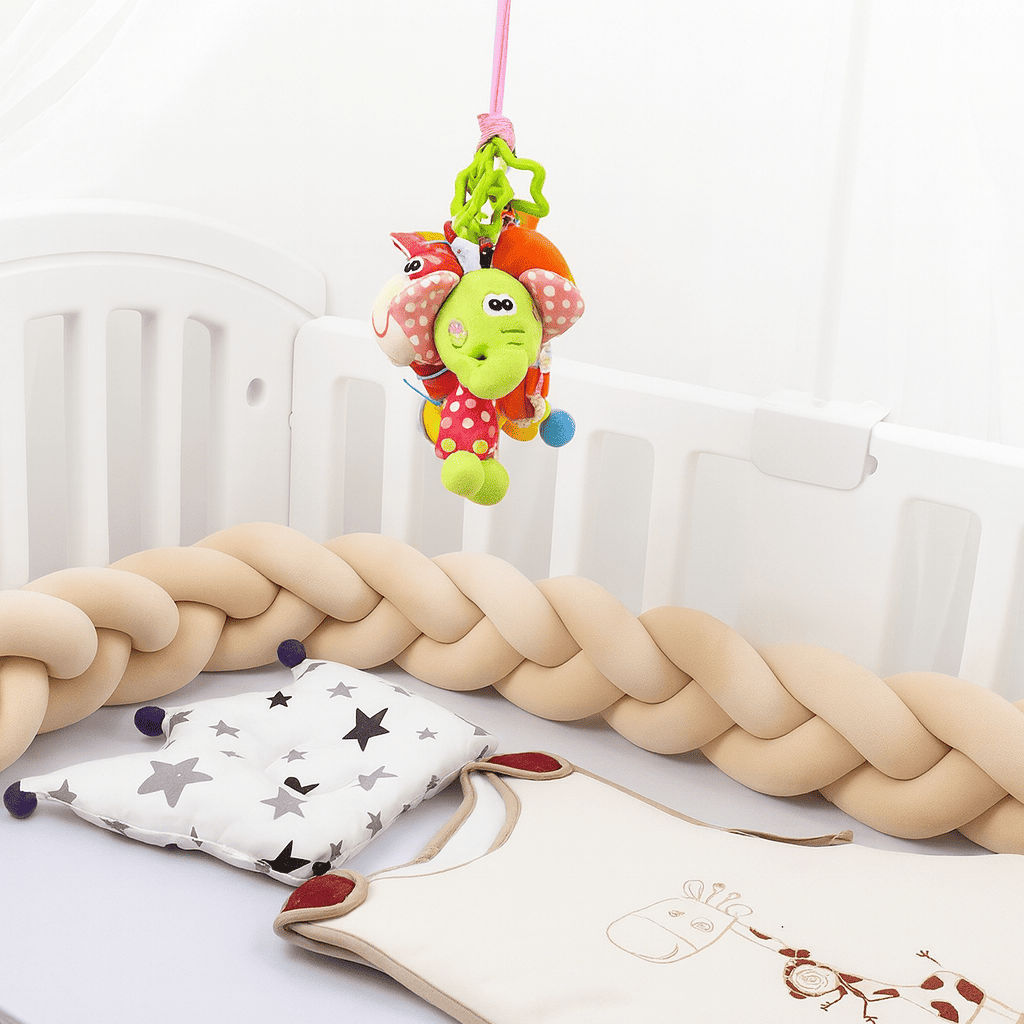 tresse-de-lit-beige-3m-dans-berceau-avec-mobile-jouets-peluche-oreiller-beigeprotect