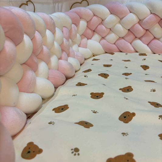 tresse-de-lit-rose-blanc-peluche-ours-coeur-dore-literie-bebe-nurserie-doux-coton